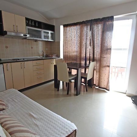 Apartmani Irena Petrovac Екстер'єр фото
